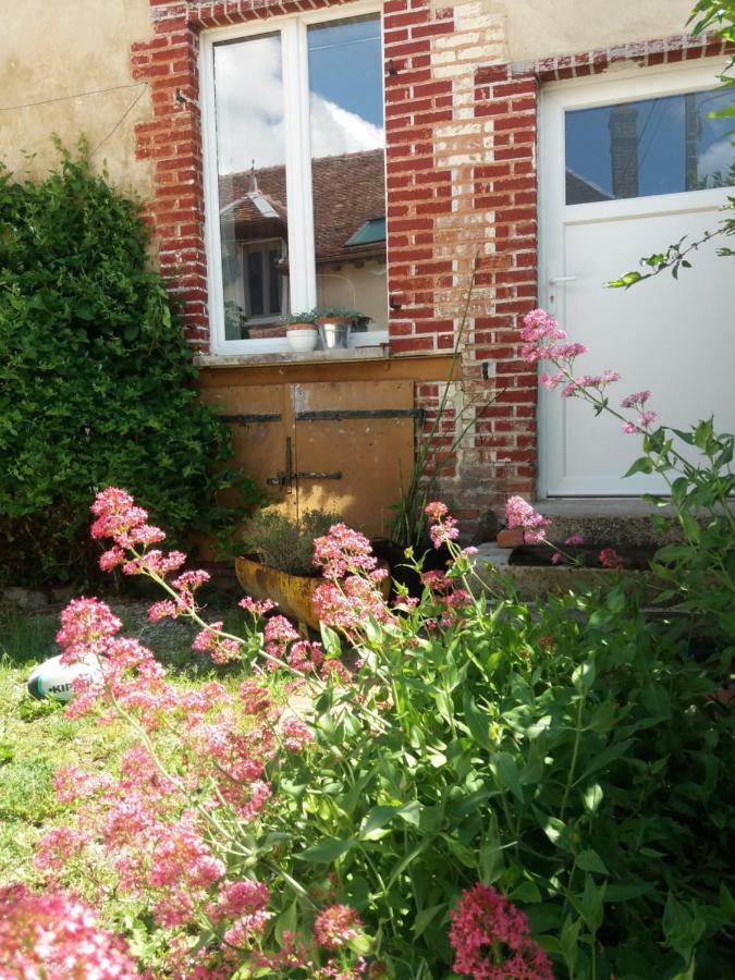 Campagn'Arts Bed & Breakfast Villechétif Exterior foto